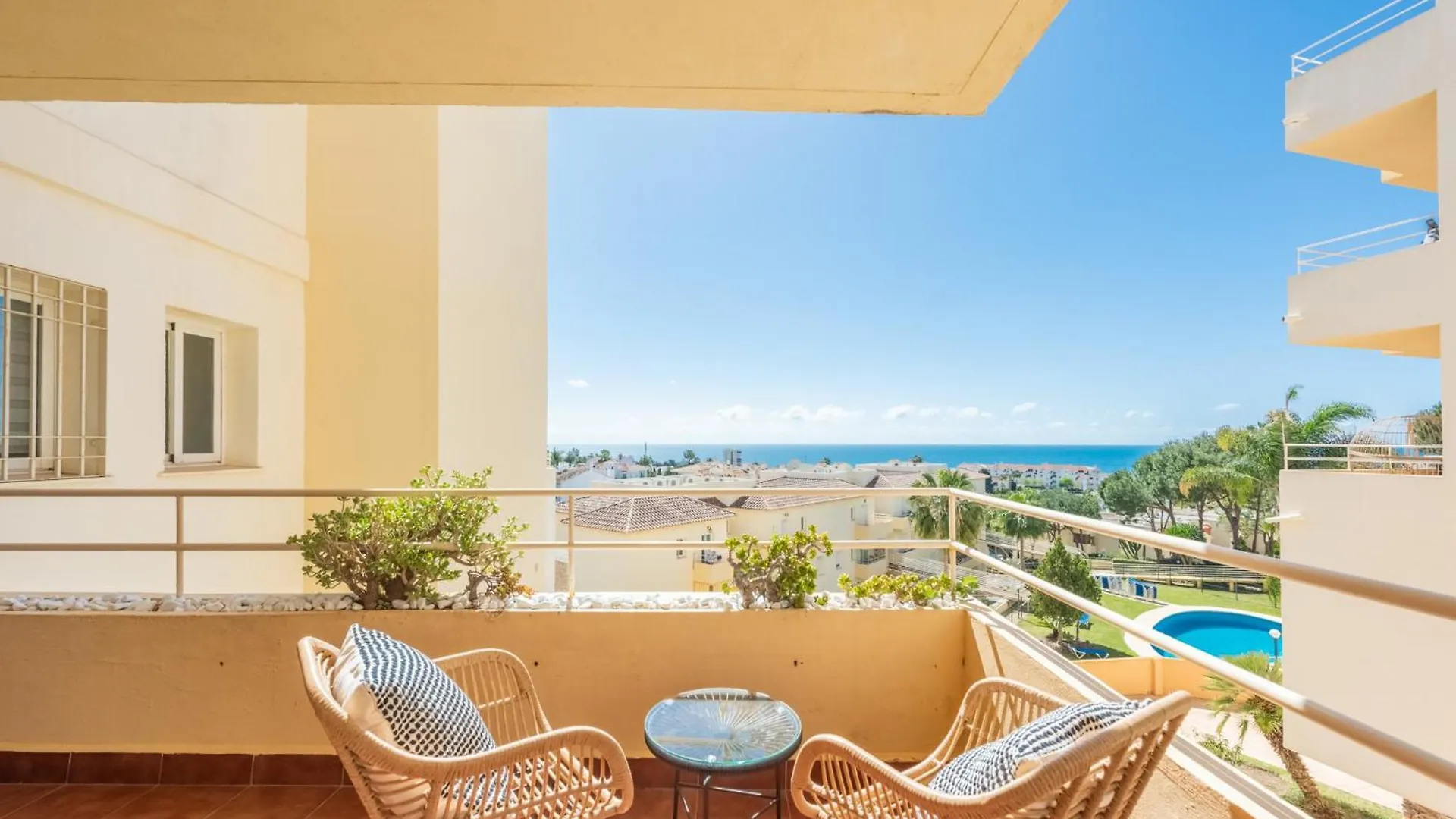 Beach And Sea View In Riviera Del Sol 말라가 스페인